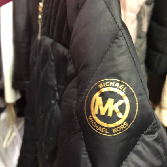 Michael Kors Puffer Jacket - Picture 4 of 10